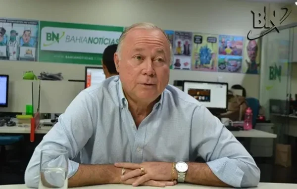 Imagem colorida do deputado federal Paulo Azi - Metrópoles