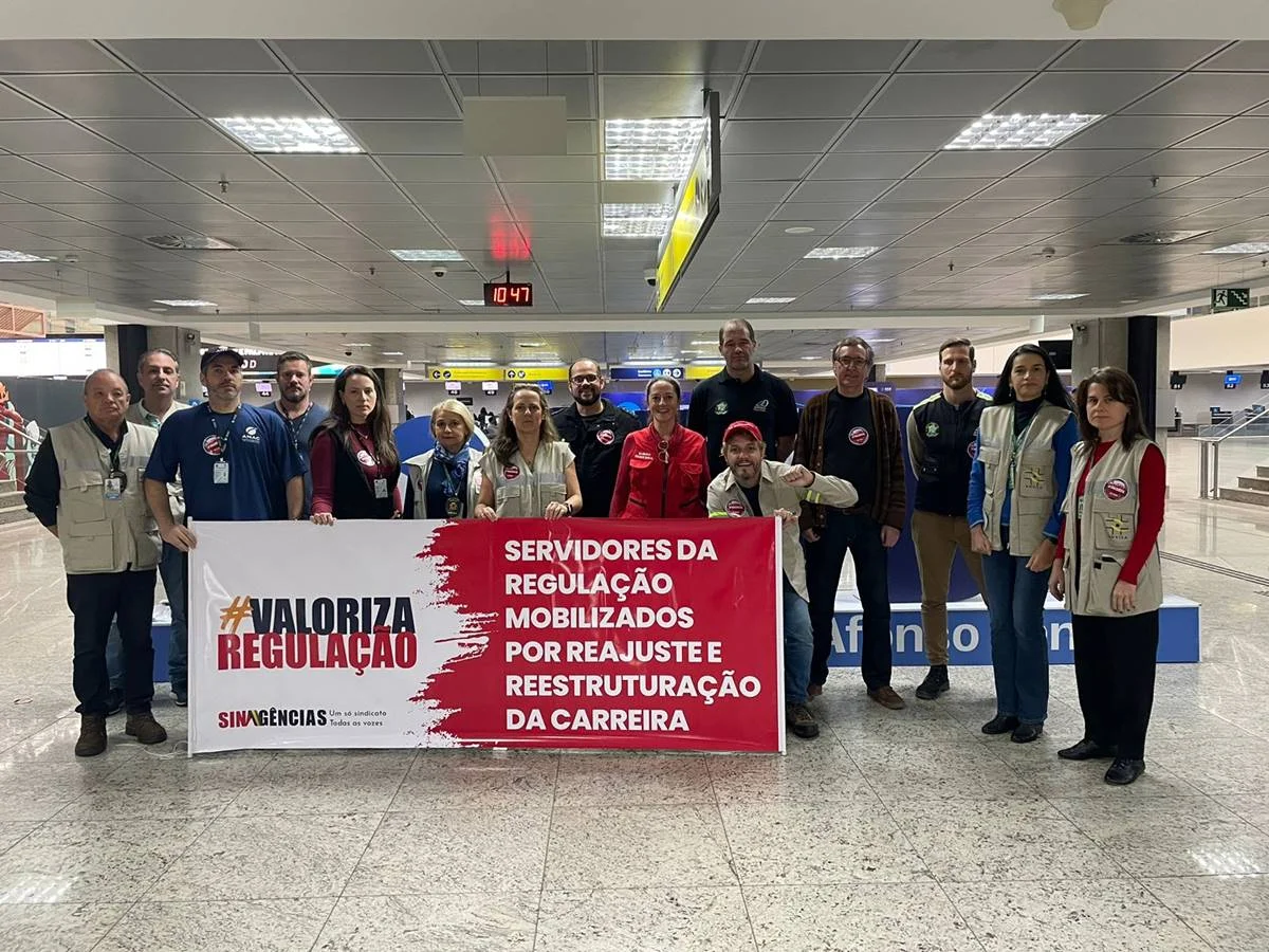 Ato no aeroporto Afonso Pena (PR) Ato no aeroporto Afonso Pena (PR)