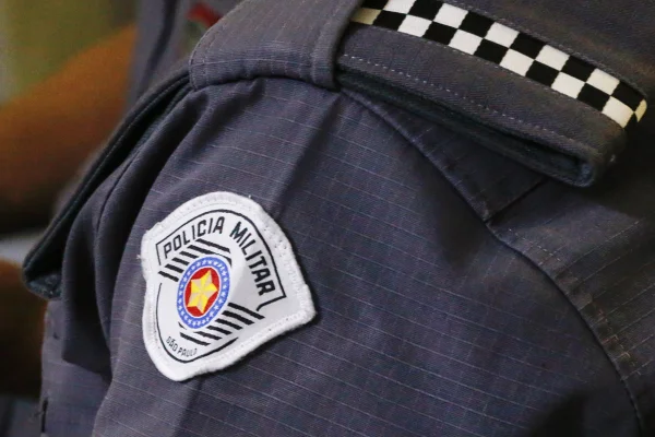 Imagem colorida de brasão da PM de SP. - Metrópoles