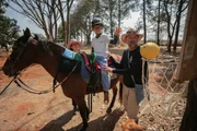 Isaac passou a apresentar avanços na coordenação motora, na socialização, no controle corporal e na autonomia após iniciar as sessões Isaac passou a apresentar avanços na coordenação motora, na socialização, no controle corporal e na autonomia após iniciar as sessões