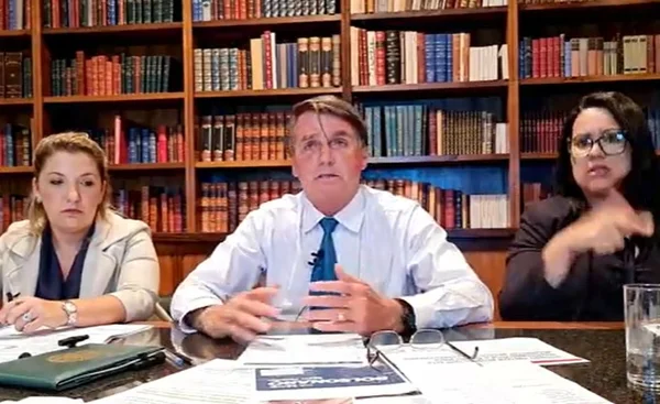 Bolsonaro sobre ameaça de paralisação de caminhoneiros: “Lamento”