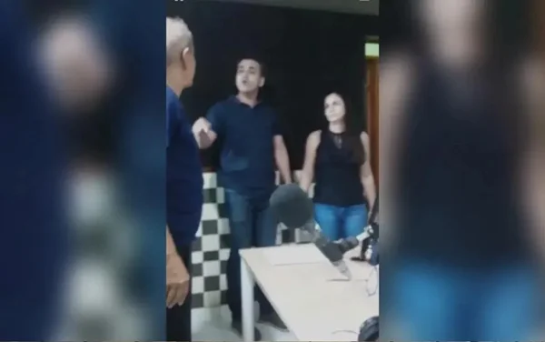 imagem colorida prefeito ameaca radialista goias