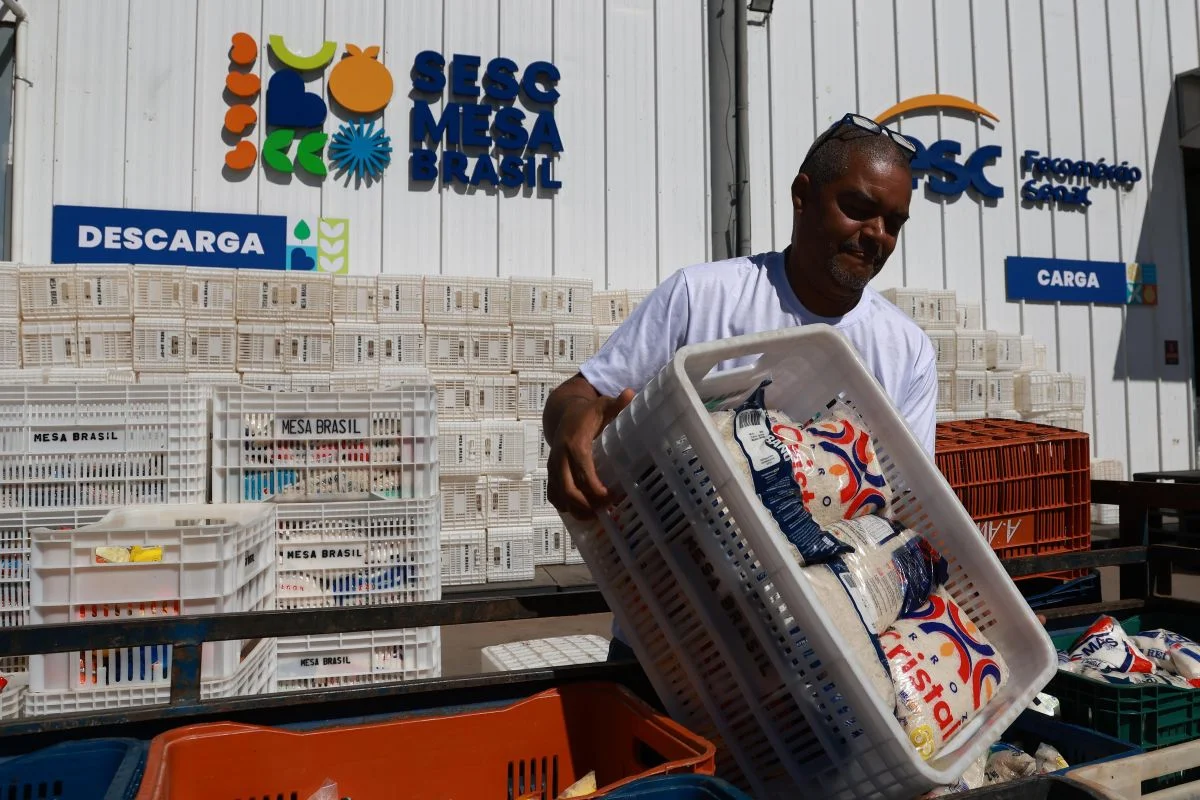 Todos alimentos foram doados a projetos atendidos pelo Mesa Brasil Todos alimentos foram doados a projetos atendidos pelo Mesa Brasil
