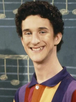 Ele ficou conhecido por seu papel como Samuel "Screech" Powers, em Uma Galera do Barulho Ele ficou conhecido por seu papel como Samuel "Screech" Powers, em Uma Galera do Barulho