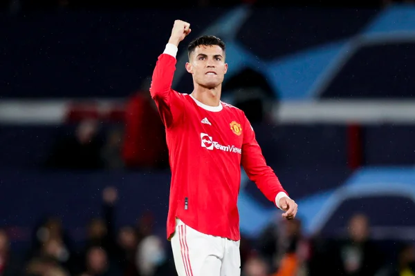 Impacto dentro ou fora de campo? CR7 é eleito Jogador do Mês na Premier League
