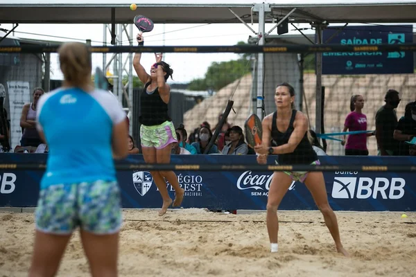 Beach Tennis: campeonato de altíssimo nível às margens do Paranoá