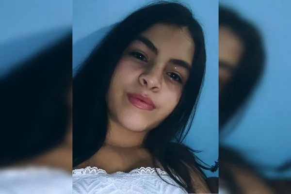 Menina é morta ao fazer selfie e ser confundida com PM em SP