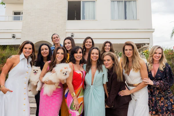 Vanessa Lemos homenageia Cleucy Estevão com almoço de aniversário