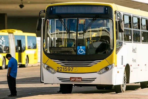 Empresas de ônibus correm o risco de perder até R$ 30 mi anuais do GDF