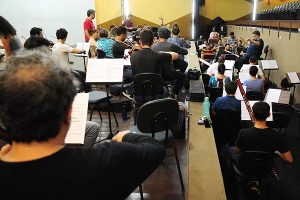 Escola de Música de Brasília abre 584 vagas em vários cursos. Veja quais