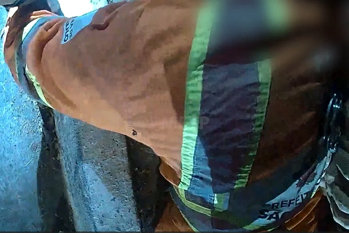 Gari foi preso após tentar se esconder sob carro Gari foi preso após tentar se esconder sob carro