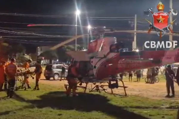 Idoso esfaqueado pelo próprio filho é levado de helicóptero a hospital