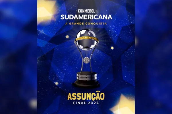 Imagem colorida de taça da Sul-American em Assunção - Metrópoles