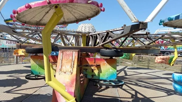 Acidente em parque de diversões deixa três feridos no Pará. Veja vídeo