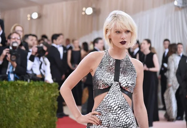 Taylor Swift lidera ranking dos artistas mais bem pagos do mundo