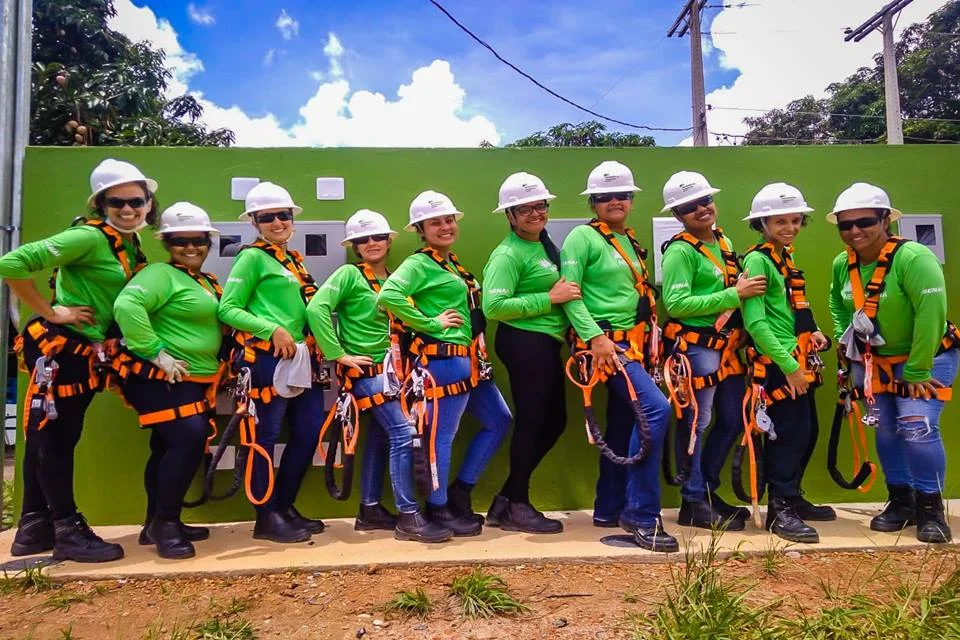Dezenove mulheres se formaram recentemente em curso da Neoenergia Distribuição Brasília Dezenove mulheres se formaram recentemente em curso da Neoenergia Distribuição Brasília