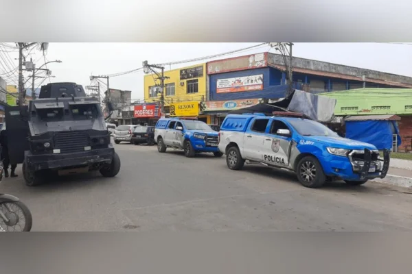 Polícia Militar do Rio faz operação no Complexo do Salgueiro