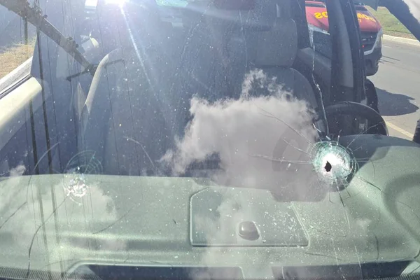 Tentativa de sequestro no DF acaba em troca de tiros e bandido baleado