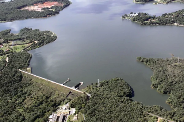 barragem Várzea das Flores Copasa
