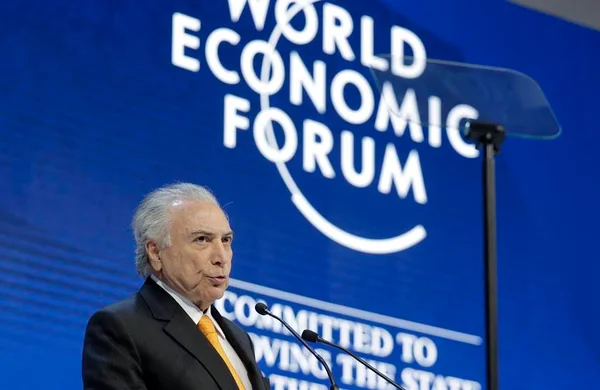 Temer ataca populismo e diz que eleição não ameaça reformas