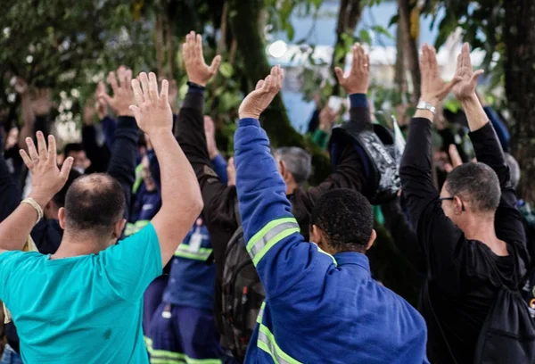 Trabalhadores da Gerdau entram em greve por reajuste salarial