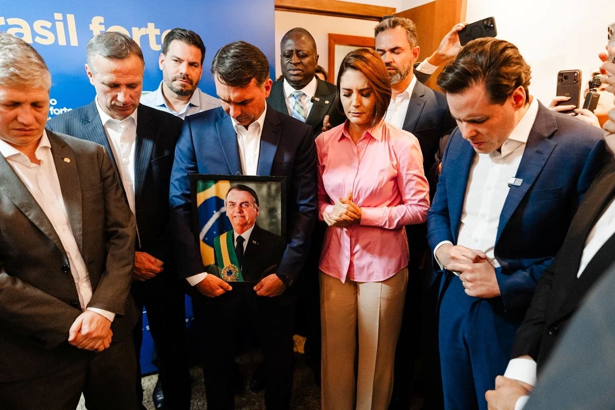 Flávio Bolsonaro (PL) Flávio Bolsonaro (PL)