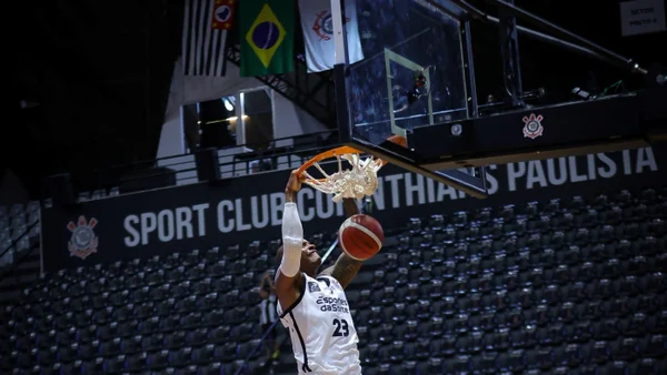 Corinthians anuncia fim das atividades do basquete profissional e base