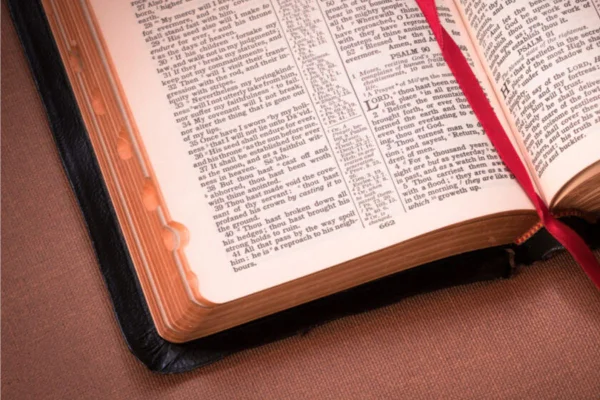 BIBLIA ORAÇÕES