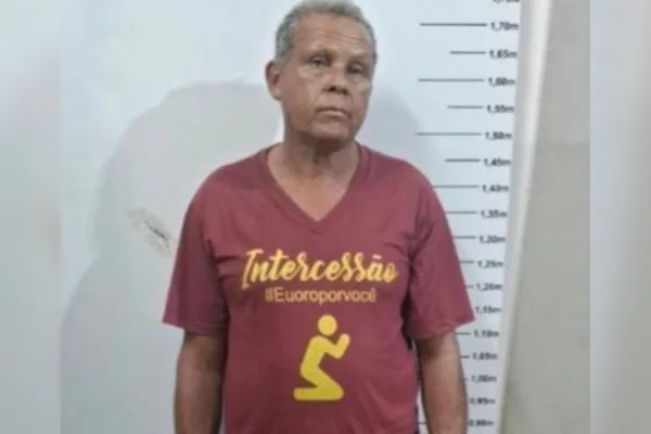 Quem é o pastor preso por estuprar neta de 8 anos antes de ir ao culto