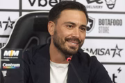 Davide Ancelotti, treinador do Botafogo