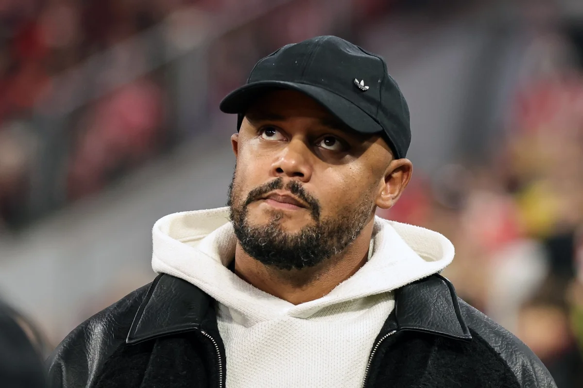 Pai de Kompany revela rotina exaustiva de técnico do Bayern de Munique