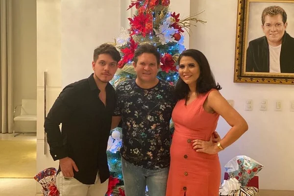 Ximbinha, ex-marido de Joelma, anuncia que será avô: “Felicidade dobrada”