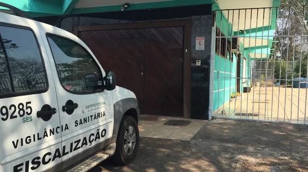 Candidata a miss tem queimaduras ao se bronzear em clínica clandestina