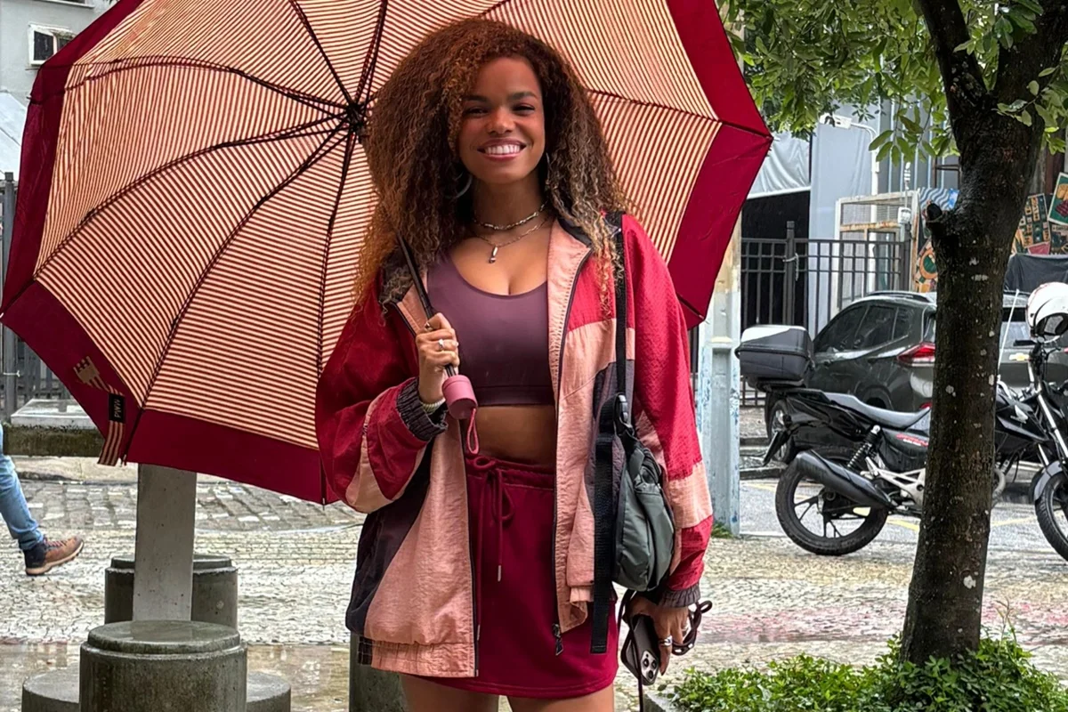 Jeniffer Nascimento fala de carreira e maternidade: "Melhor skin" Jeniffer Nascimento fala de carreira e maternidade: "Melhor skin"