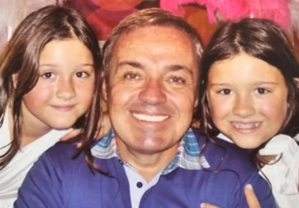 Gugu Liberato e família
