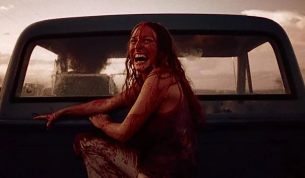 marilyn burns sally texas chainsaw massacre da serra elétrica