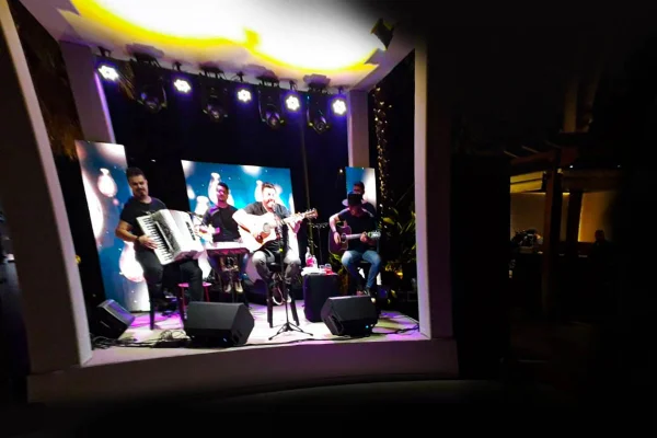 Festa ostentação de advogado reúne cúpula do poder em Brasília com show de Bruno, da dupla Bruno e Marrone