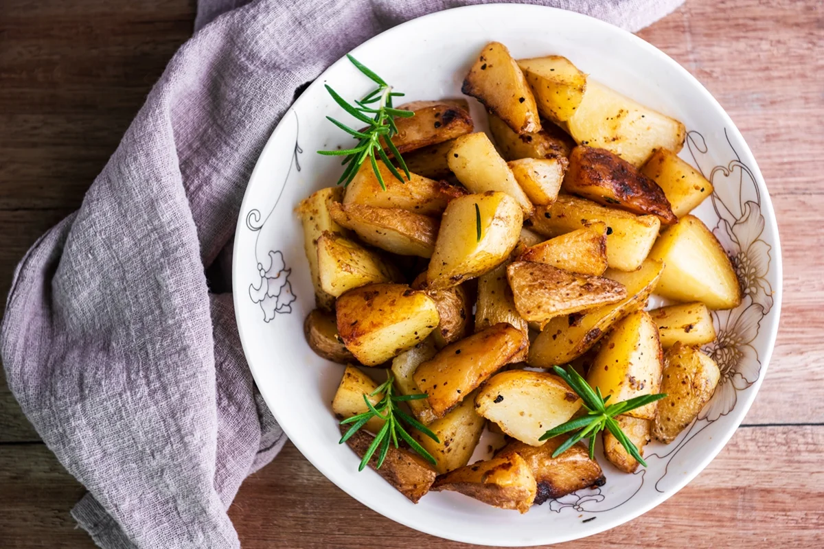 Receita com amido de milho promete batata saborosa, crocante e douradinha
