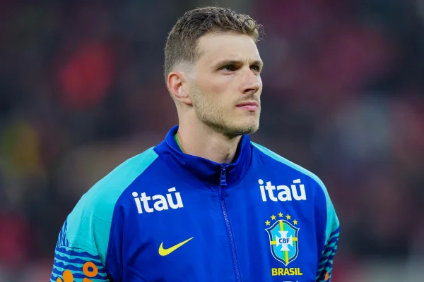Foto colorida de Bento, do Al-Nassr - Metrópoles