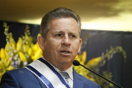 Governador de MT repudia vandalismo e diz que não permitirá bloqueios