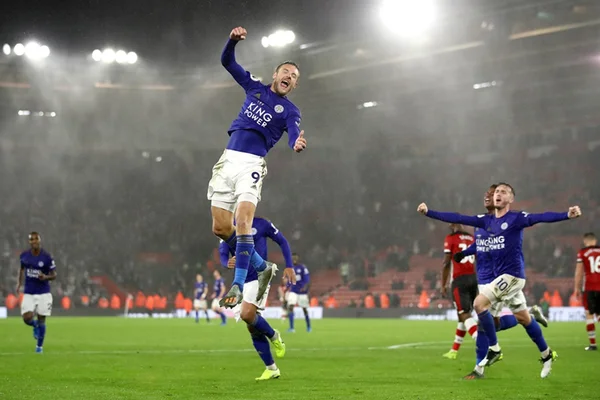 Leicester faz história na Premier League: 9 x 0 sobre Southampton