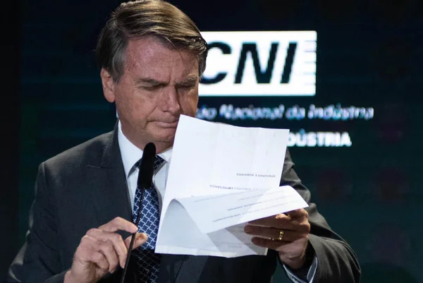 O Presidente da República, Jair Bolsonaro participa do evento Encontro com Empresários da Indústria Brasileira, no Centro Internacional de Convenções do Brasil