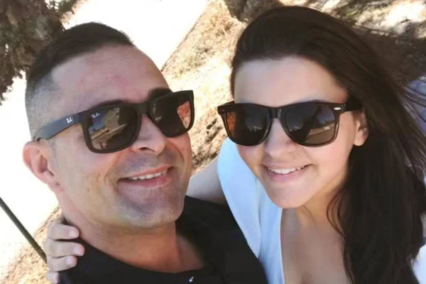 imagem colorida de casal morto a tiros em portugal