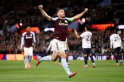 O Aston Villa ganhou do Bologna por 1 x 0, John McGinn, capitão da equipe, marcou o gol da vitória