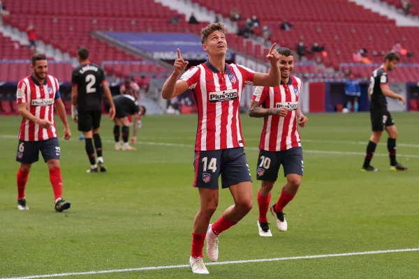 Atlético de Madrid goleia Eibar e pode ampliar vantagem na liderança