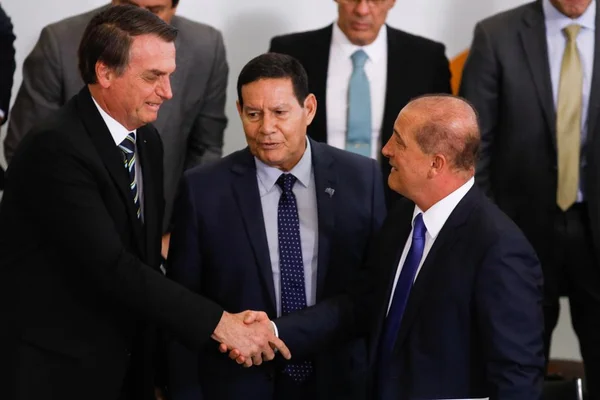 Regularização fundiária é mais um feito histórico de Bolsonaro