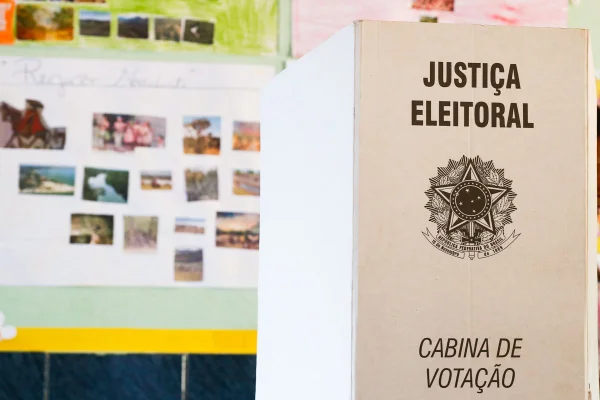 Eleições 2026: quase 1 milhão de títulos são cancelados em MG