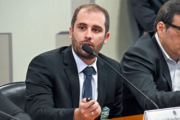 Bolsonaro indica assessor especial de Queiroga para vaga na Anvisa