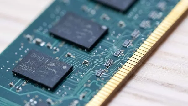 foto colorida de semicondutor
