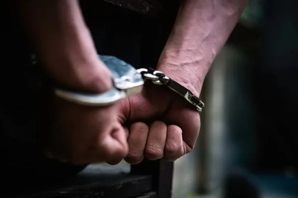 Homem é preso ao tentar abrir conta com identidade falsa no Lago Norte